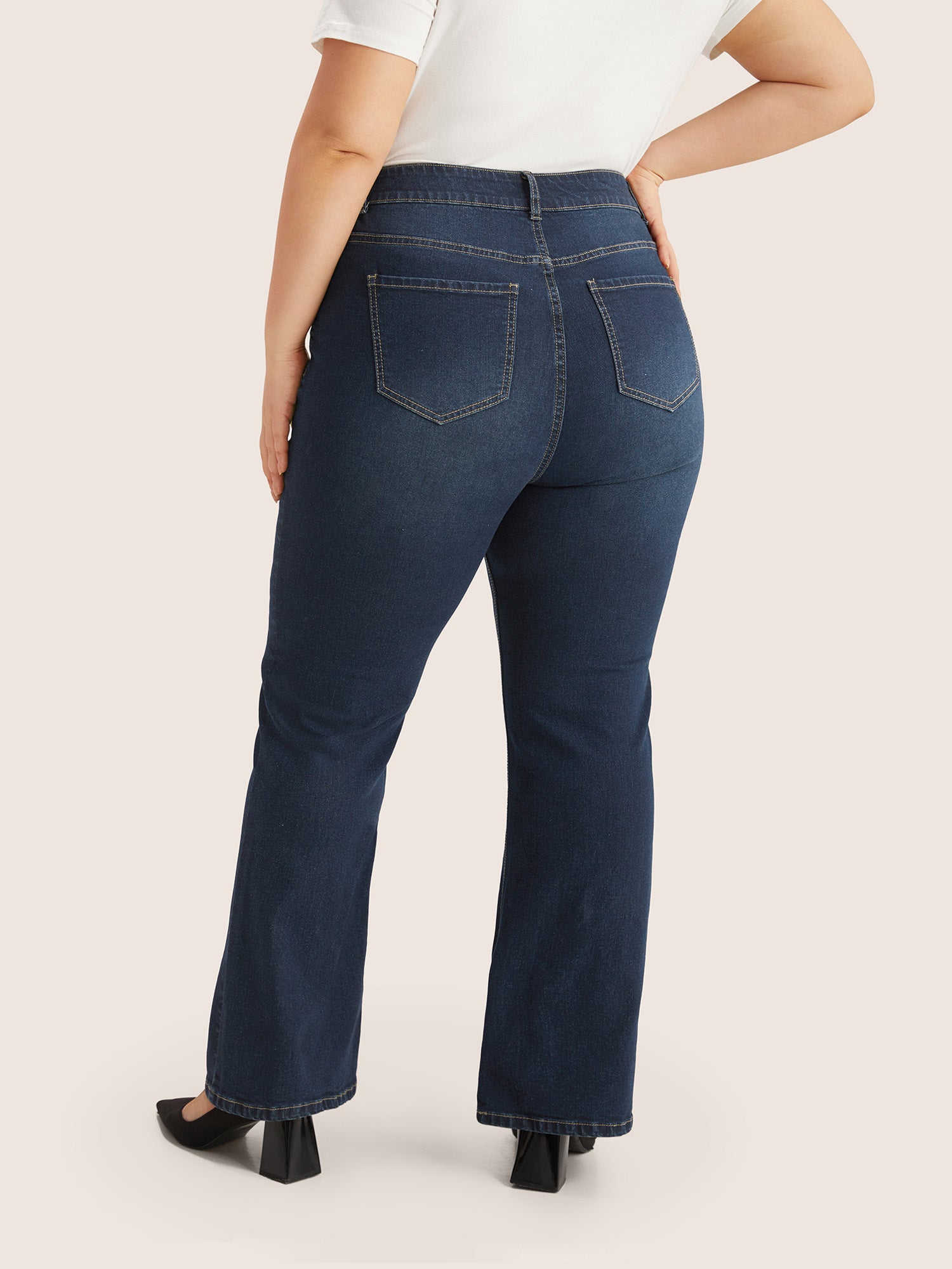 Plain Bootcut Pocket Zipper Fly Jeans