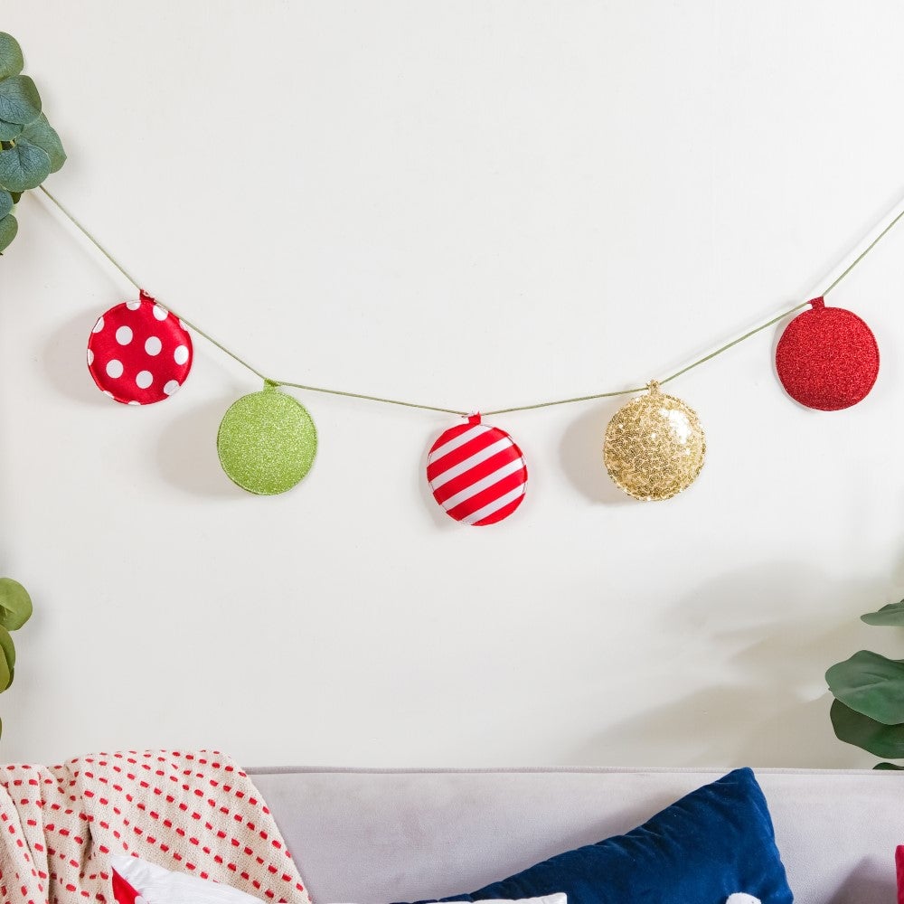 Christmas Baubles Bunting 98 Inch