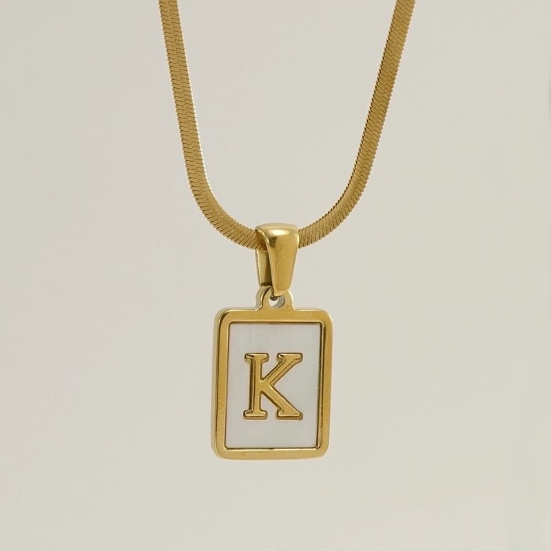 Stainless Steel 18K Gold Plated Casual  Plating Inlay Letter Shell Pendant Necklace