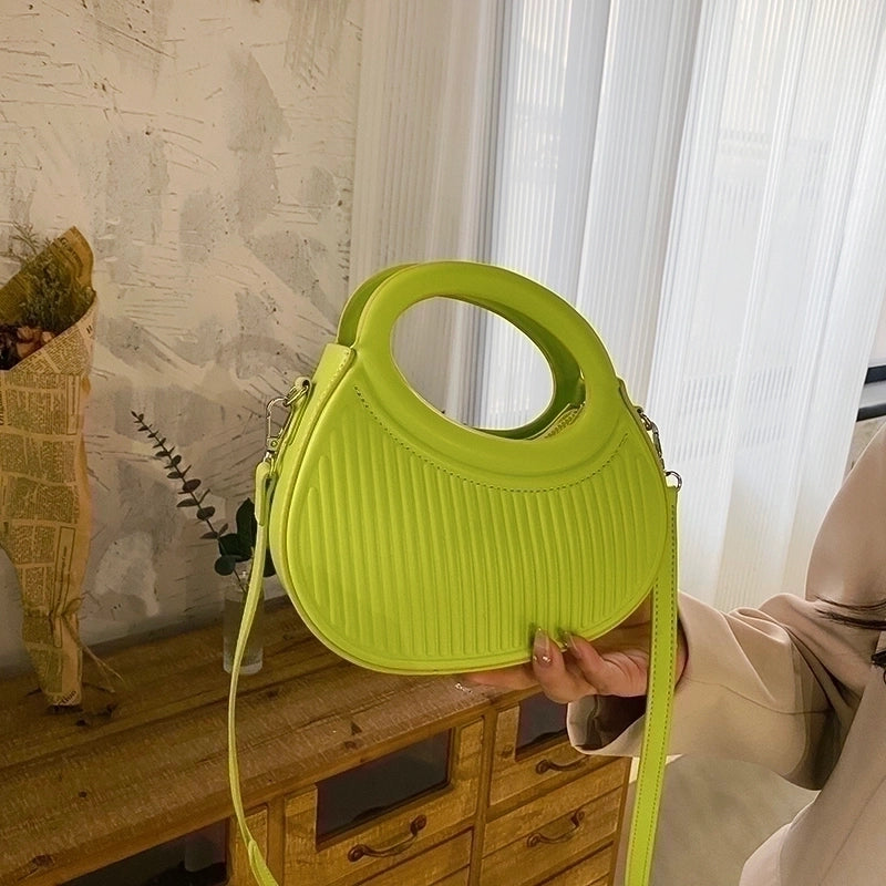 Women's Pu Leather Stripe Classic Style Dumpling Shape Zipper Handbag