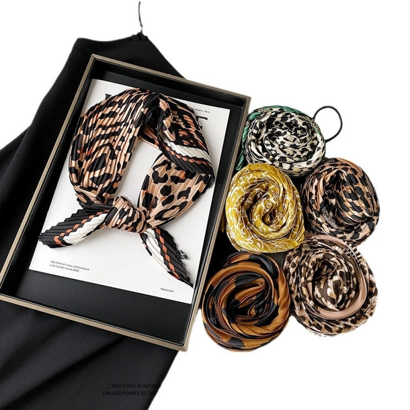 Women's Elegant Lady Leopard Polyester Tie-dye Silk Scarf