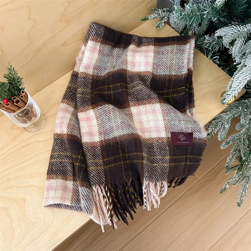 Women's Sweet Plaid Polyester Tassel Scarf