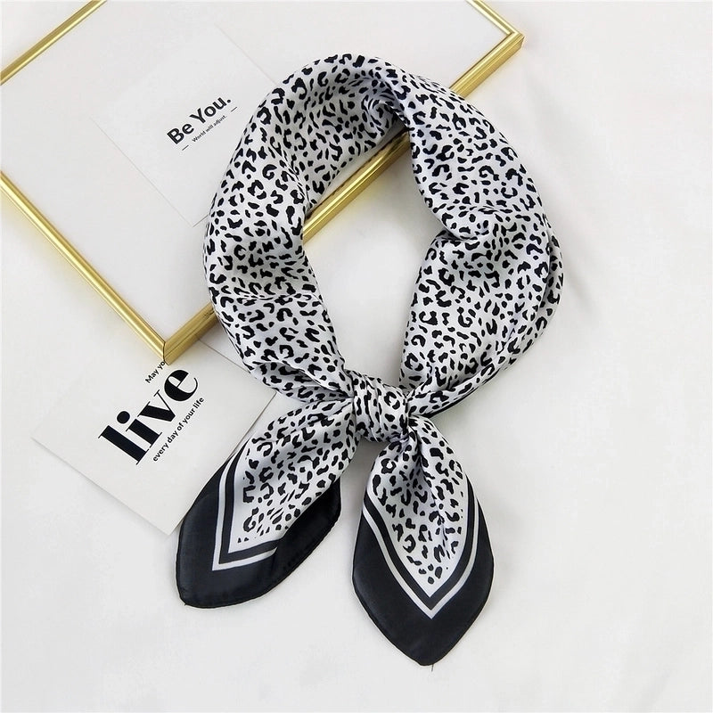 Clashing Color Floral Pringting Silk Square Scarf