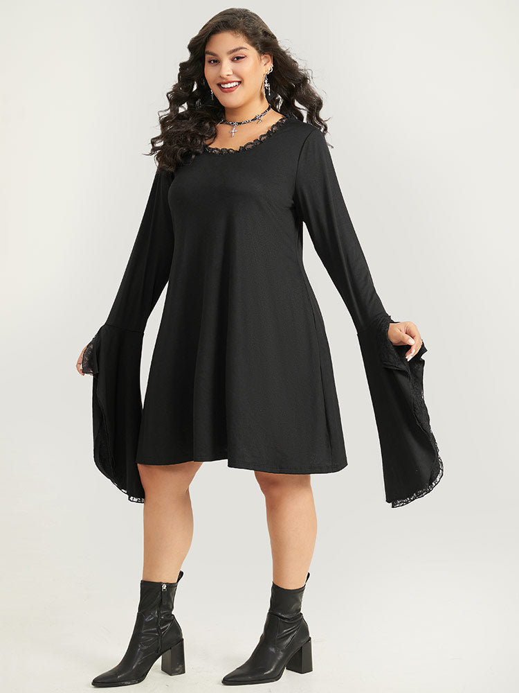 Halloween Crochet Lace Round Neck Bell Sleeve Dress