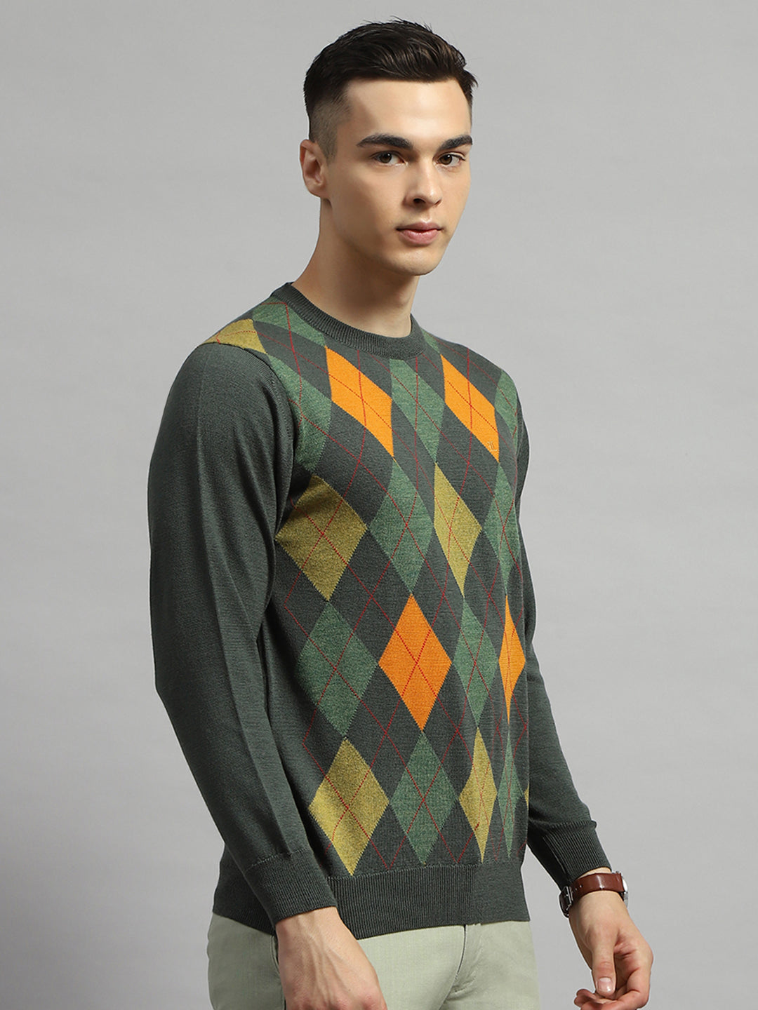 Men Green Geometric Round Neck Full Sleeve Pullover