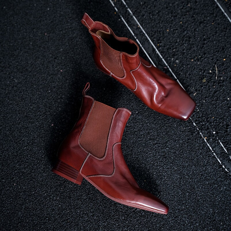 Horse Leather Chelsea Boots Retro Square-Toe Ankle Boots Slimming Boots in Black/Red