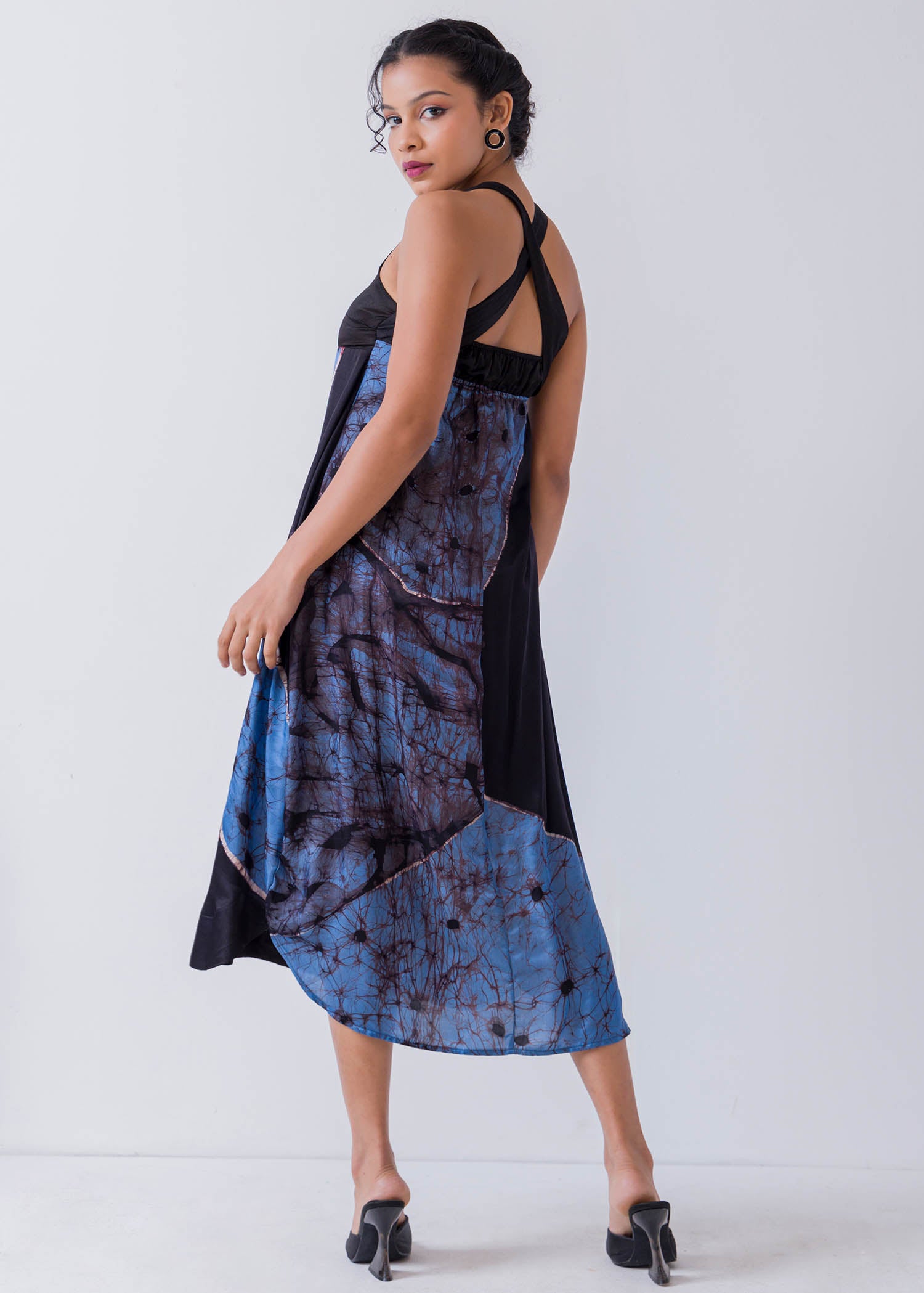 Cross Back Detail Geometric Printed Batik Midi Dress