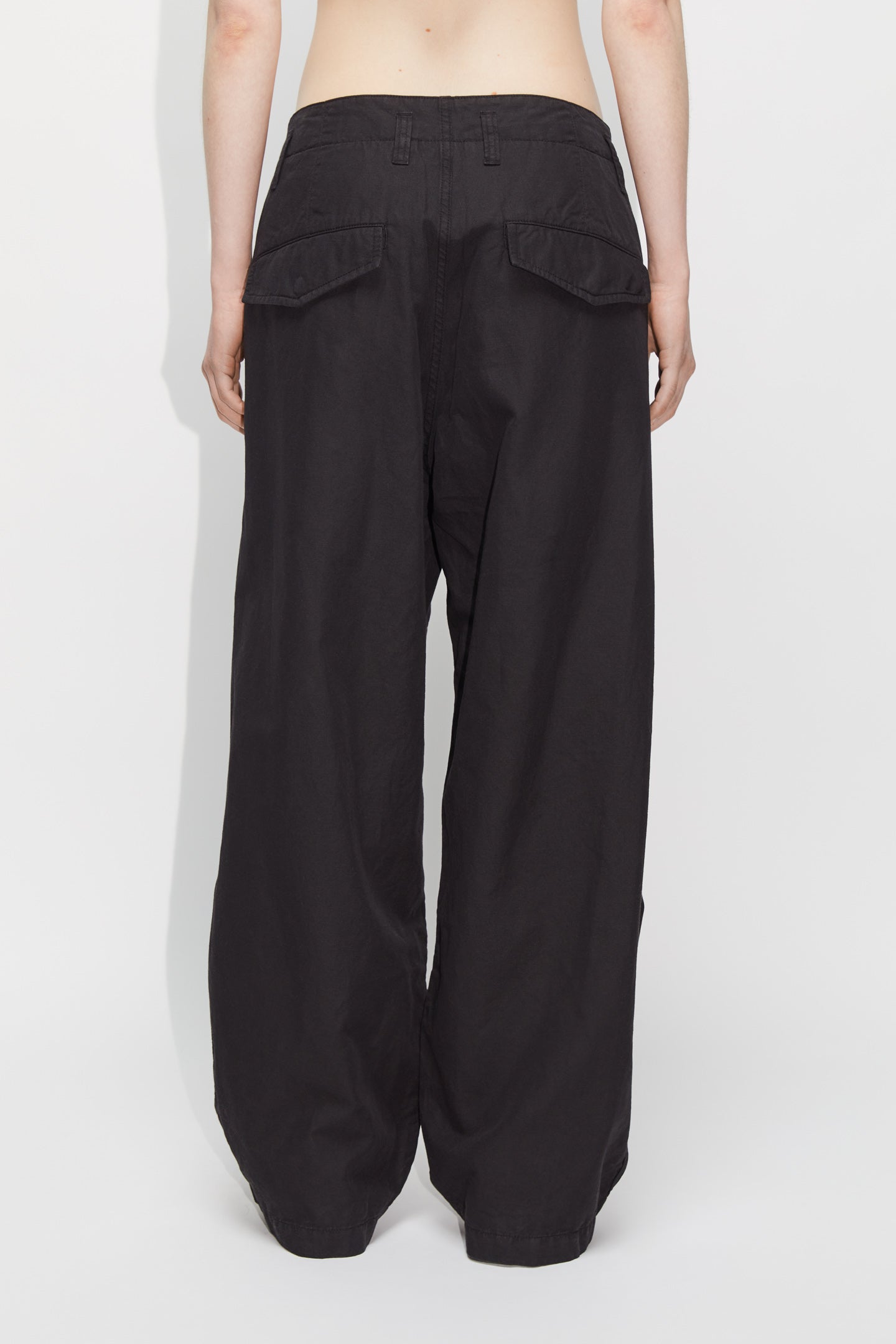 Relaxed Cargo Trousers