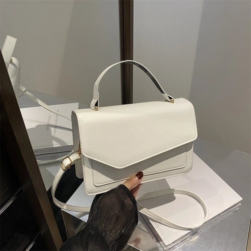Women's Medium Pu Leather Solid Color Vintage Style Classic Style Square Flip Cover Crossbody Bag