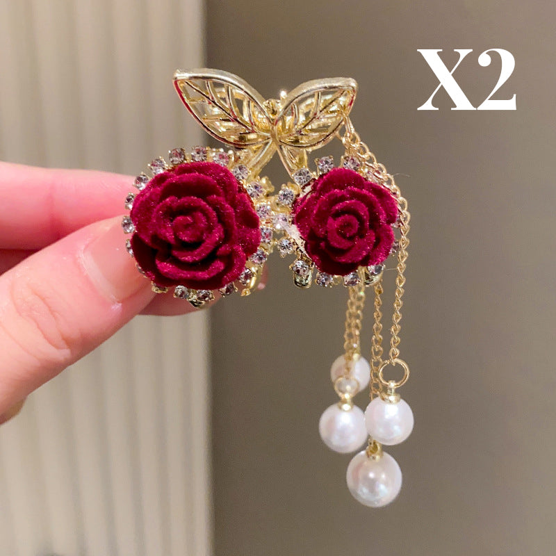 🌹Elegant Velvet Rose Hair Clip with Pearls✨