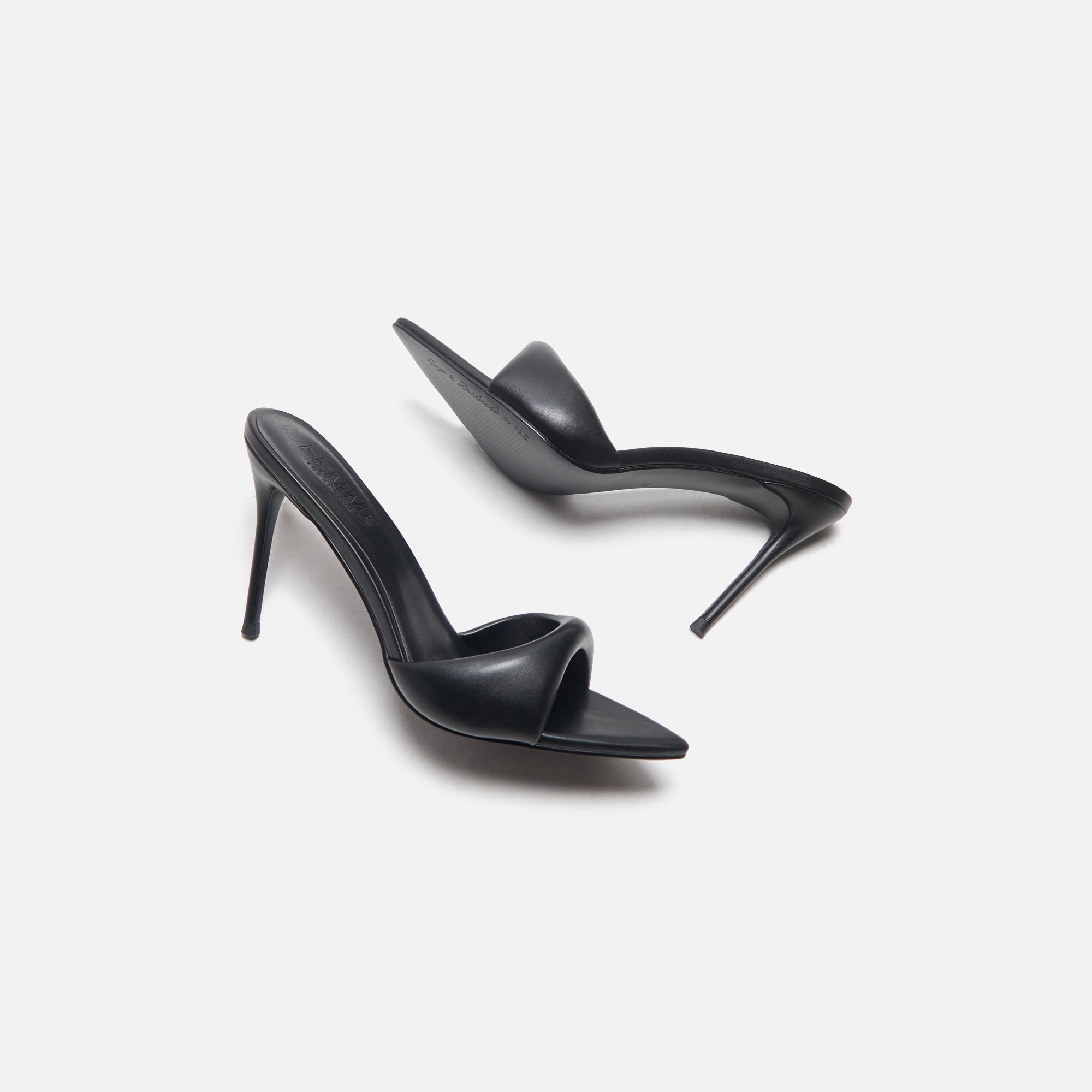 Femme LA Saint Slipper - Black