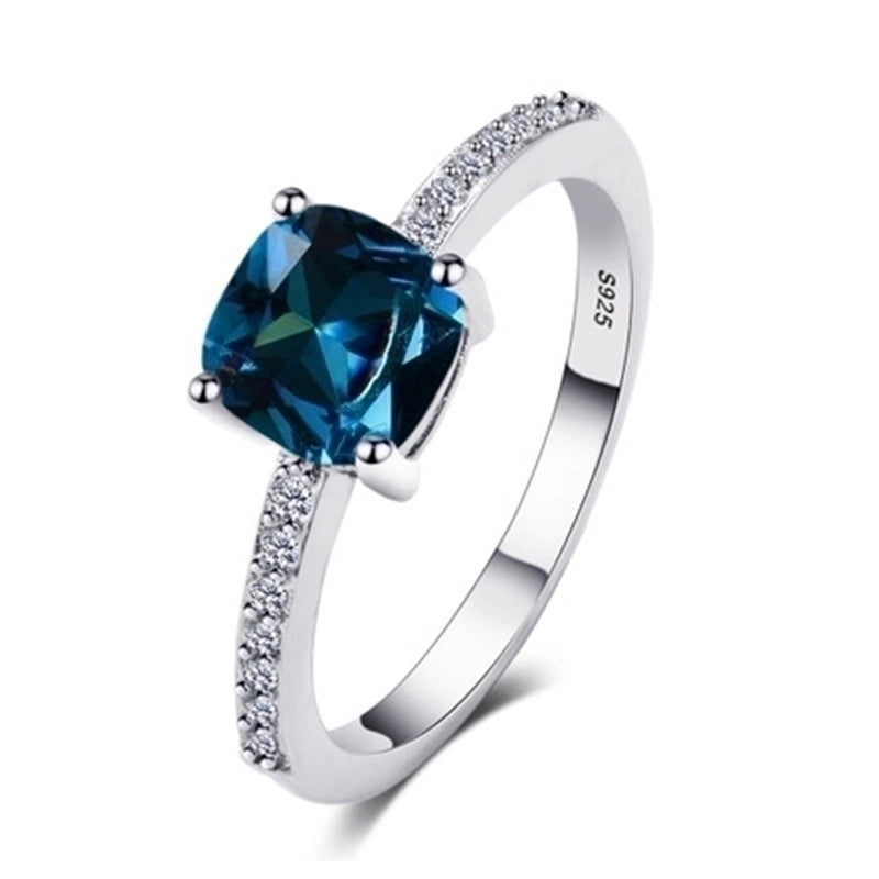 Shiny Square Steel Inlay Zircon Rings 1 Piece