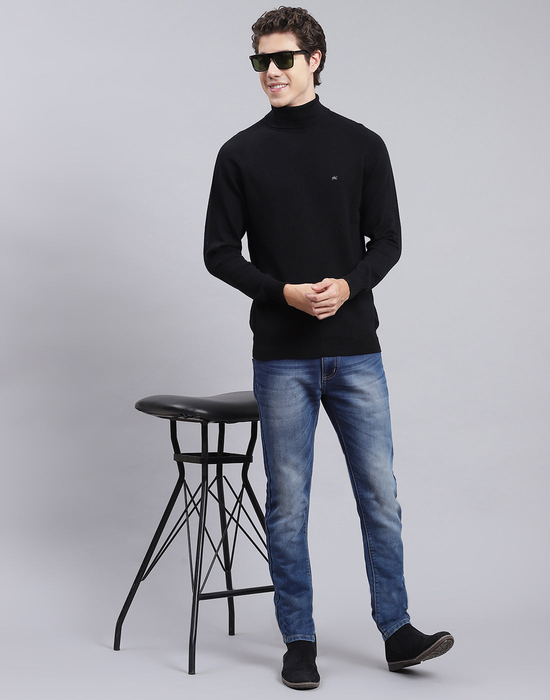 Men Black Solid High Neck Full Sleeve Pullover