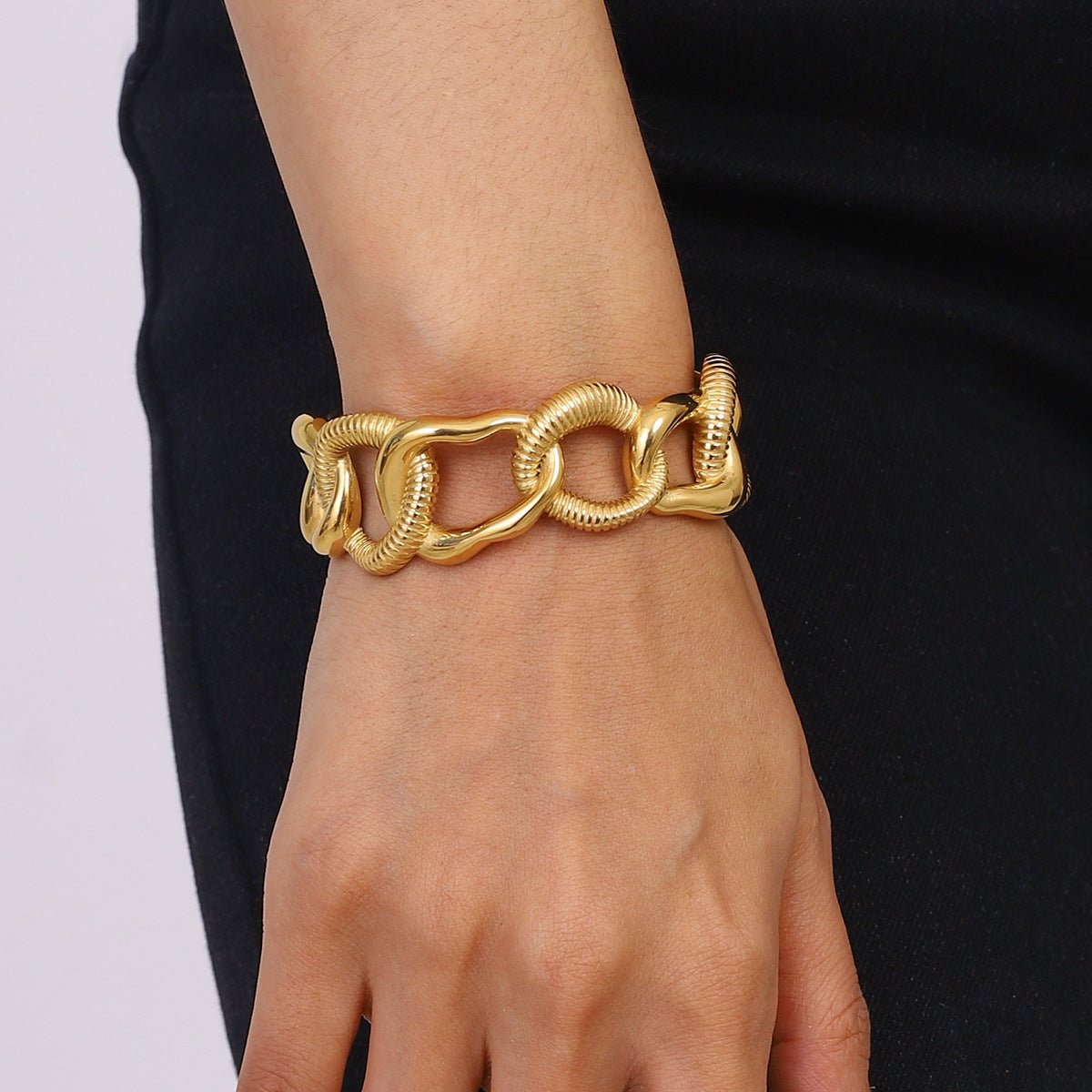Stainless Steel Gold Bracelet Female Open Bracelet Titanium Steel Bracelet