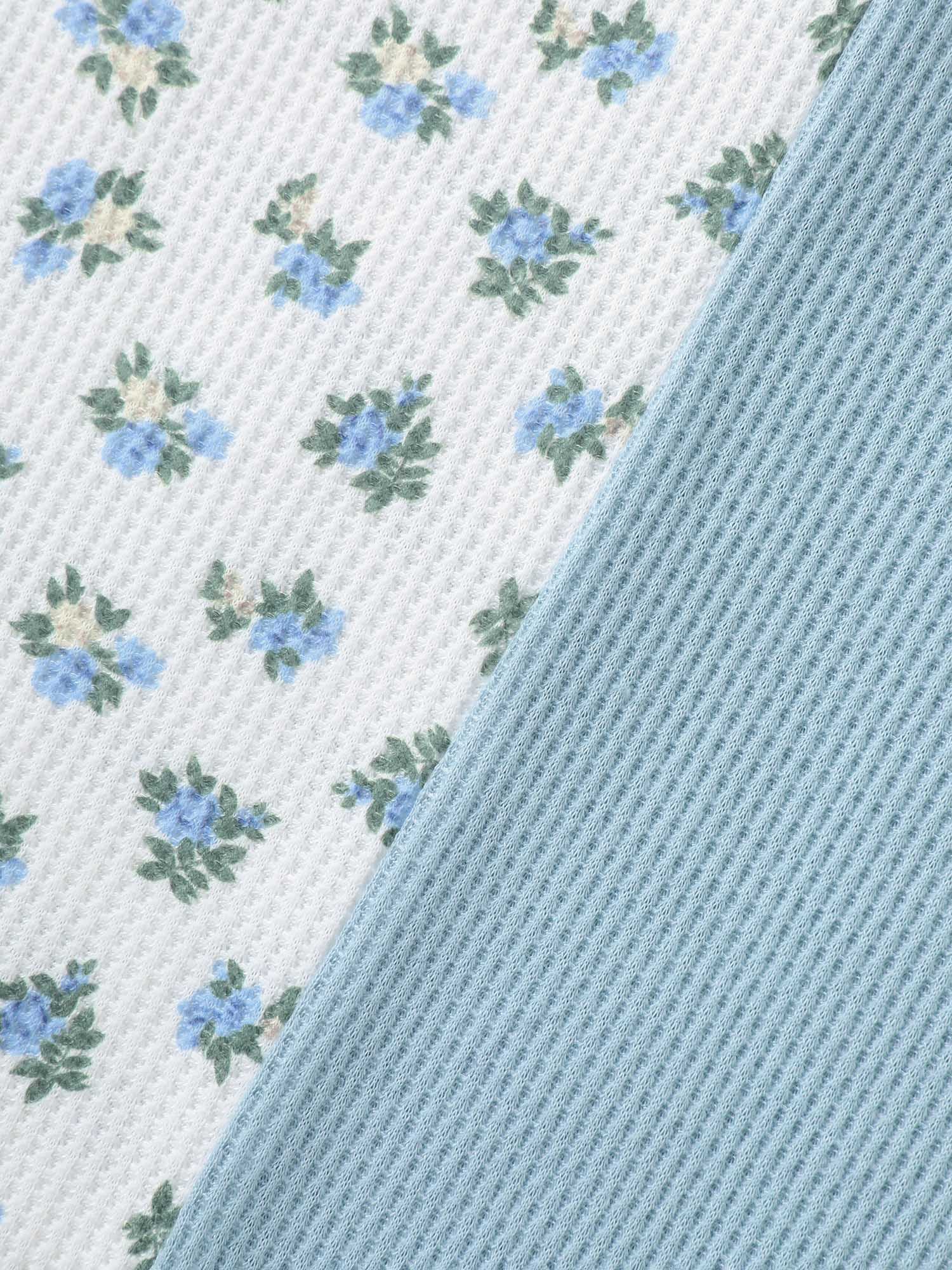 Waffle Grid Floral V-Neck T-Shirt