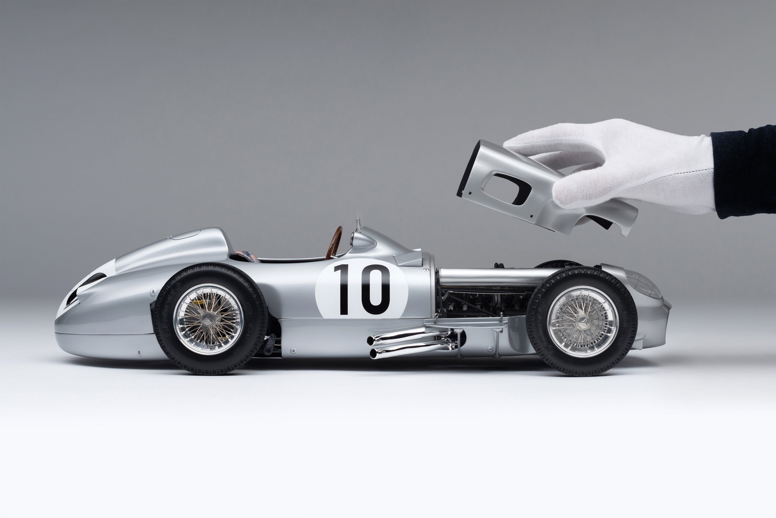 Mercedes-Benz W196 Monoposto - Gran Premio de Gran Bretaña de 1955 - Fangio - Carrera desgastada