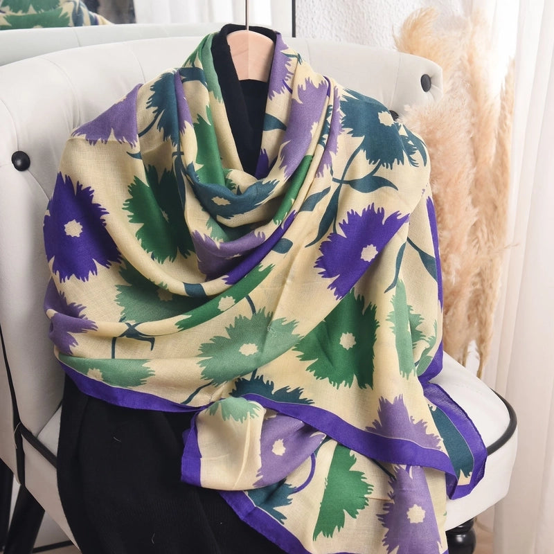 Women's Elegant Lady Ditsy Floral Rayon Polyester Printing And Dyeing Dyeing Floral Scarf Shawl
