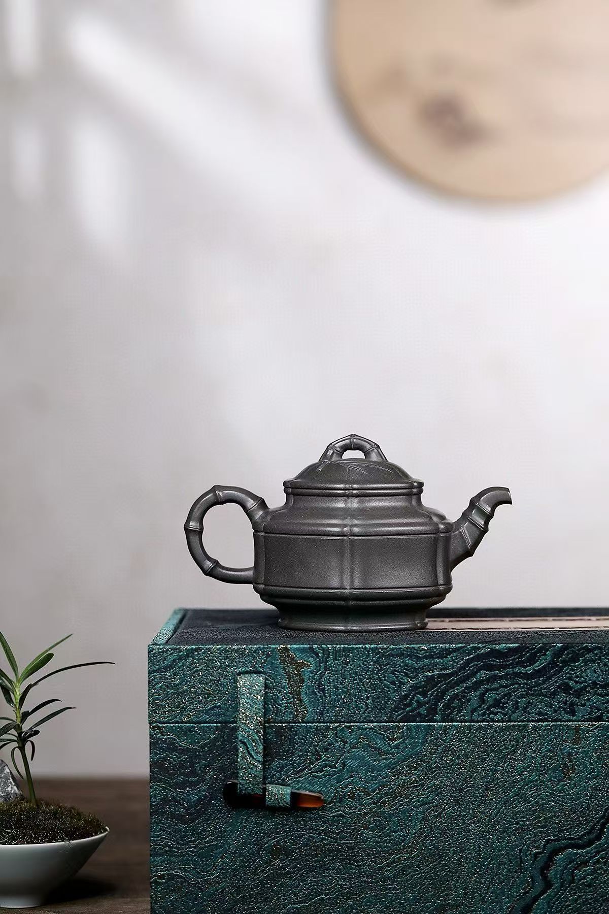 Yixing purple clay teapot from China