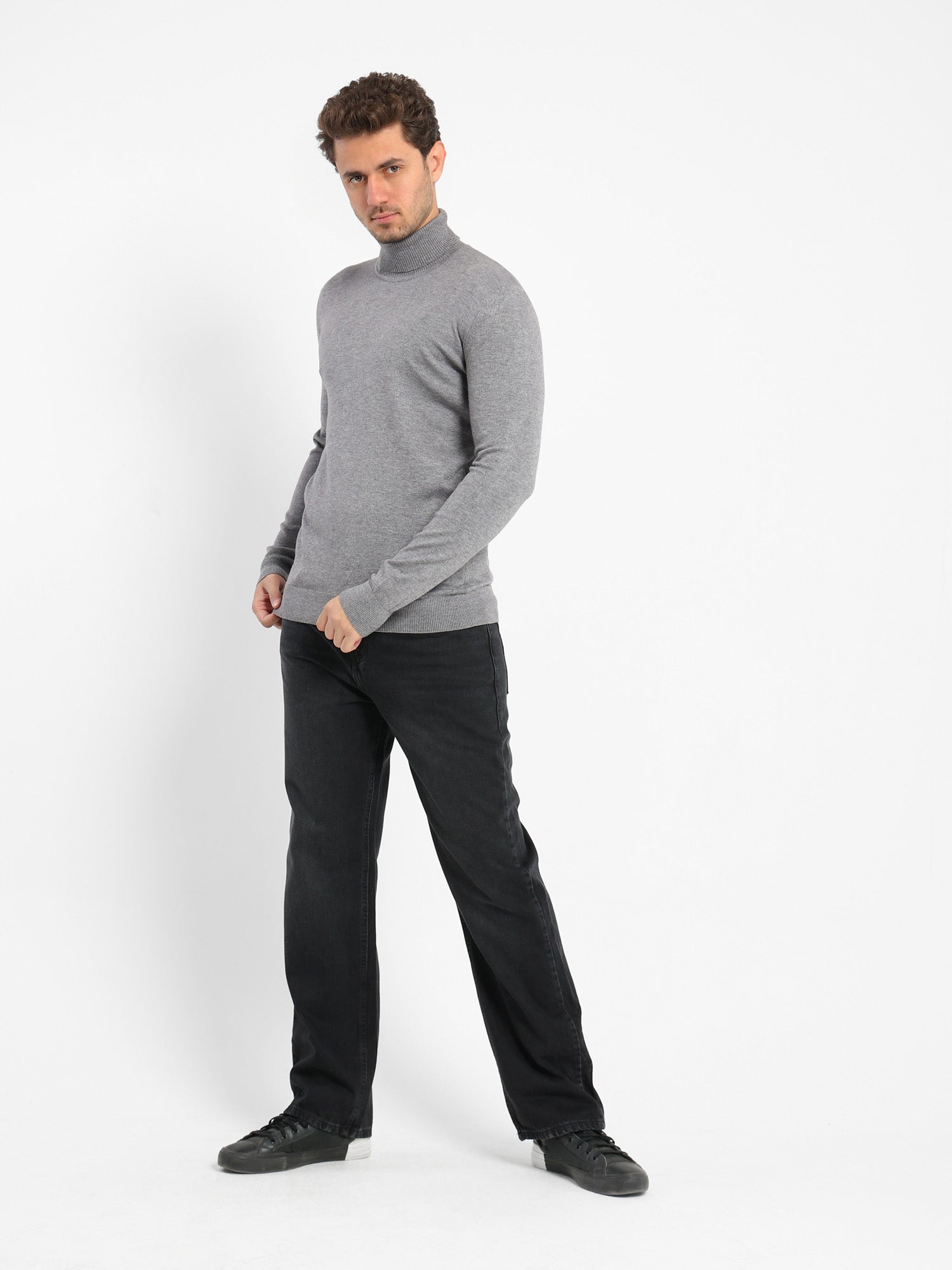 Basic Turtle Neck Solid Pullover