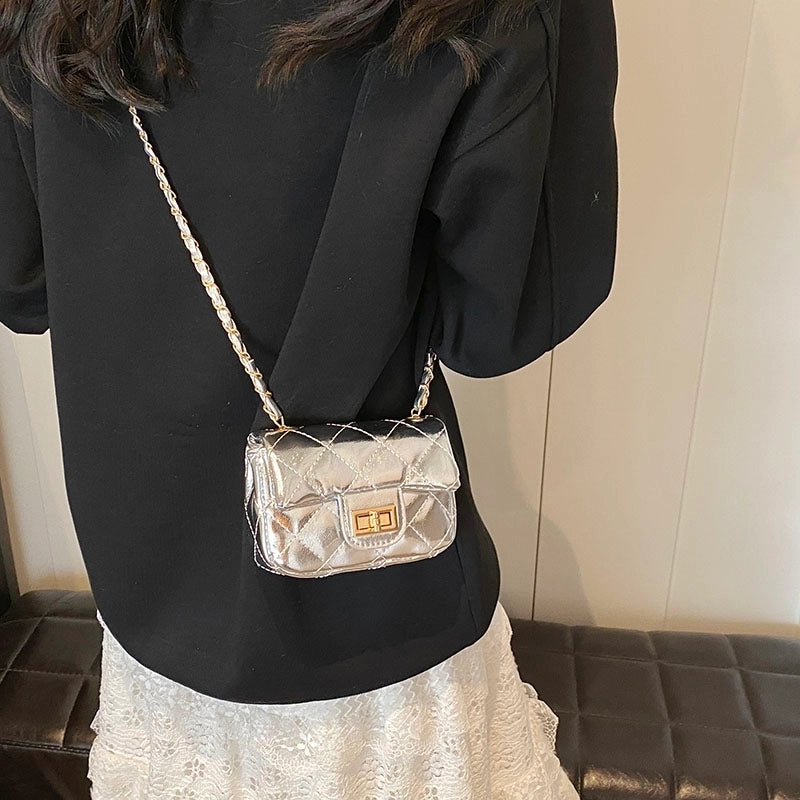 Women's Small Pu Leather Solid Color Lingge Basic Classic Style Sewing Thread Square Flip Cover Crossbody Bag