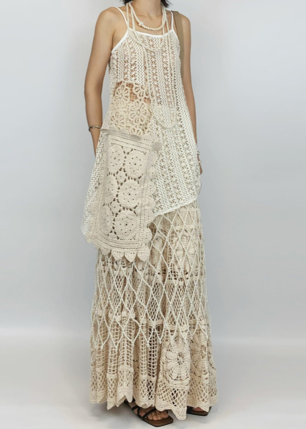 Art Beige Hollow Out Spaghetti Strap Tank And Skirts Knit Two Pieces Set Sleeveless