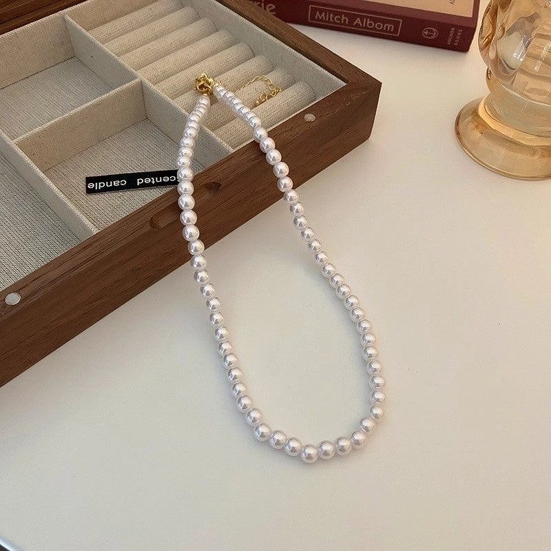 Round Pearl Plating Women's Necklace