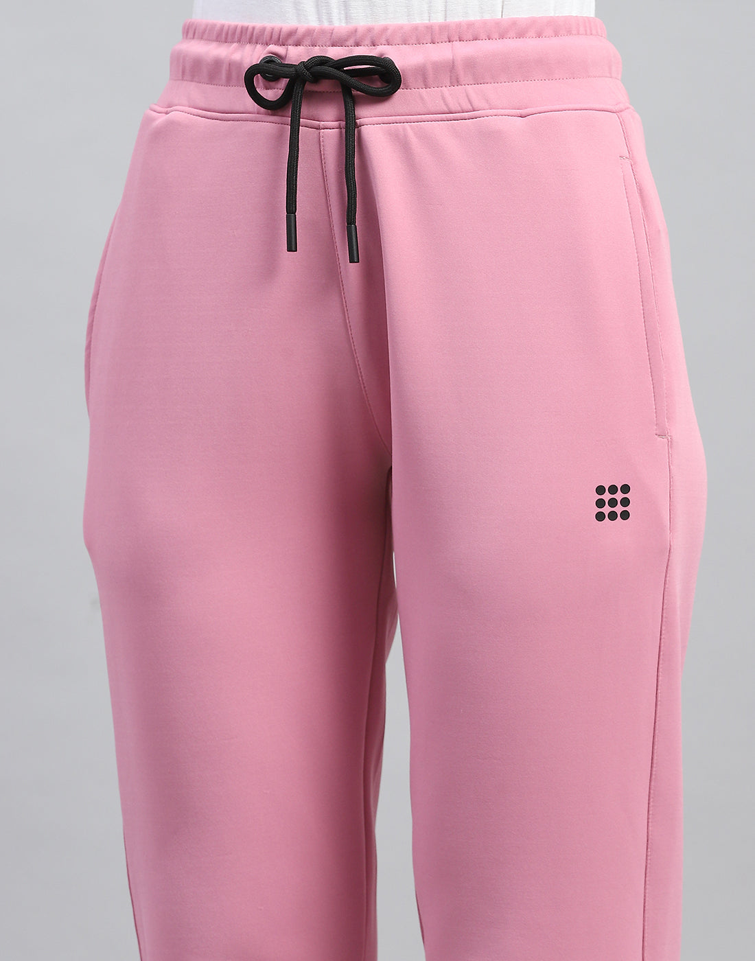 Women Pink Solid Round Neck Full Sleeve Tracksuit