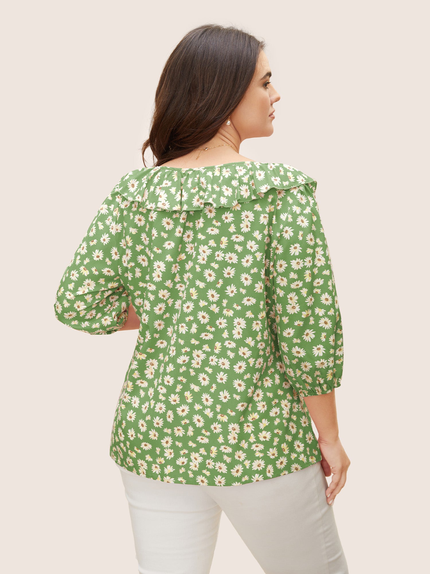 Daisy Patterned Ruffled Collar Blouse