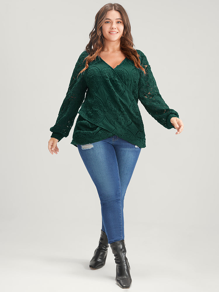 Solid Crossover Hem Lace Blouse