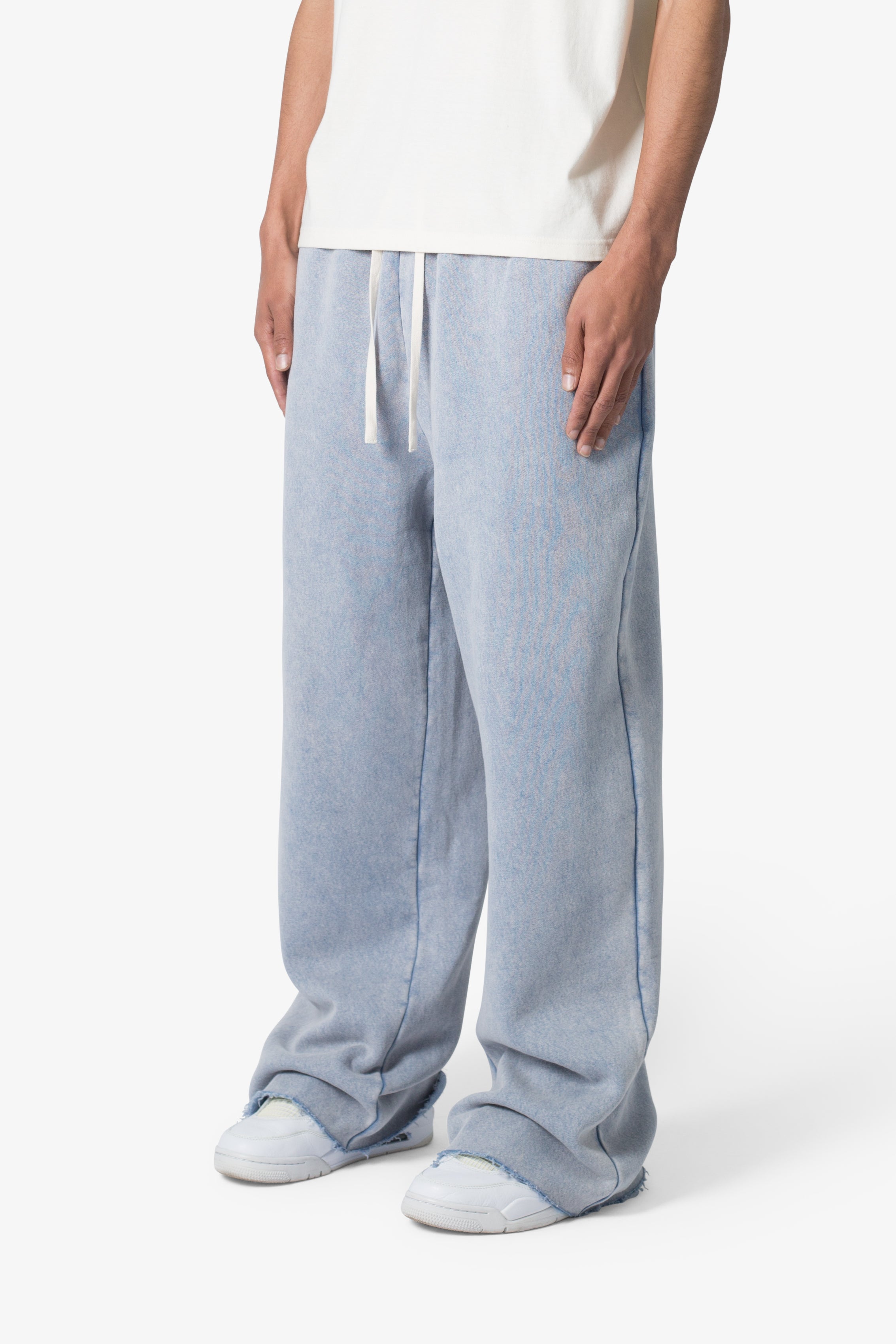 Washed Ultra Baggy Sweatpants - Washed Light Blue