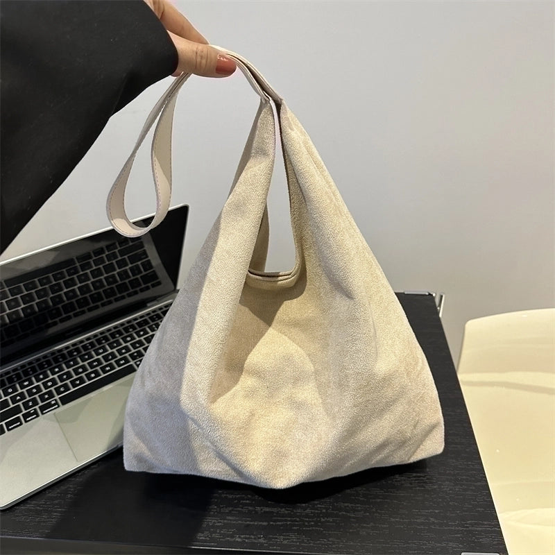 Women's Pu Leather Solid Color Streetwear Zipper Shoulder Bag