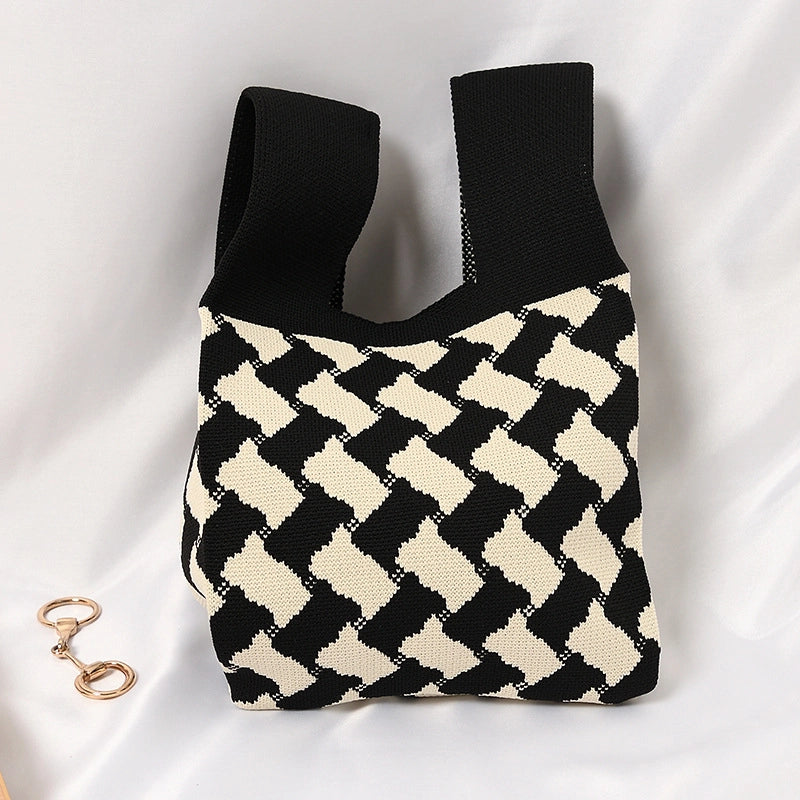 Women's Small Polyester Geometric Streetwear Open Tote Bag