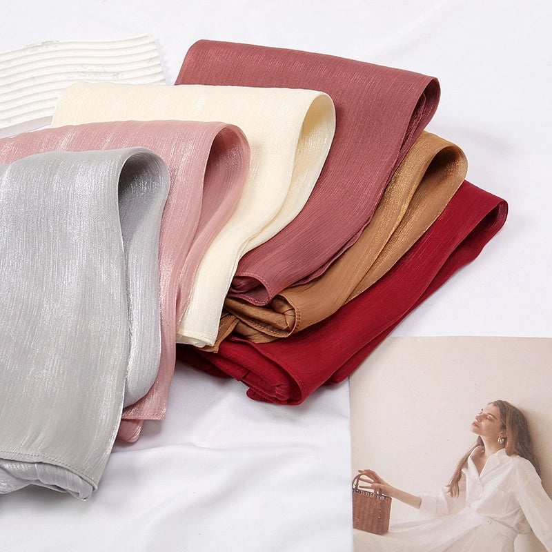 Women's Minimalist Solid Color Island Wrinkle Scarf Kerchief
