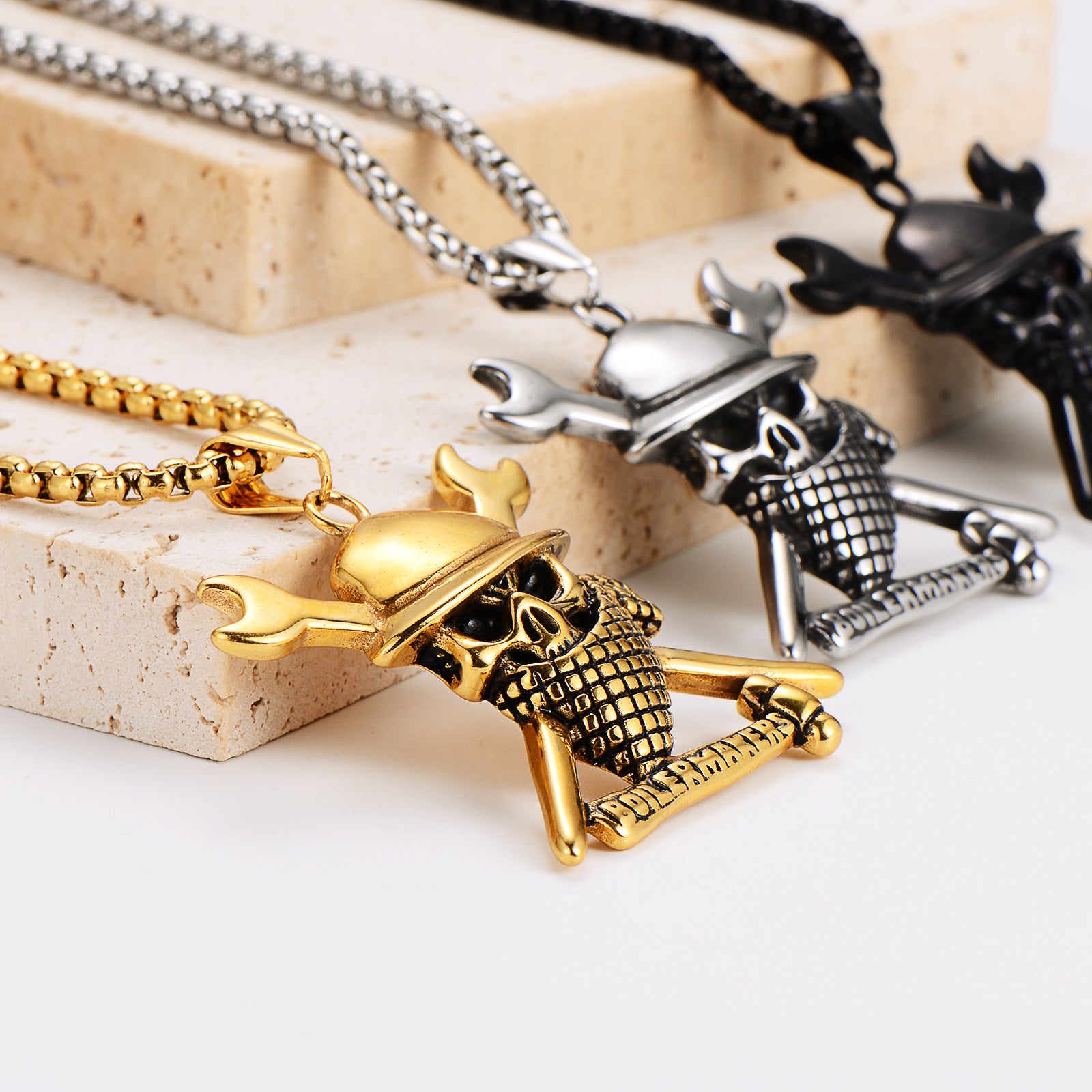 Aml Stainless Steel All-Match Skull Pirate Hat Pendant Necklace For Men And Women Hip-Hop Personality