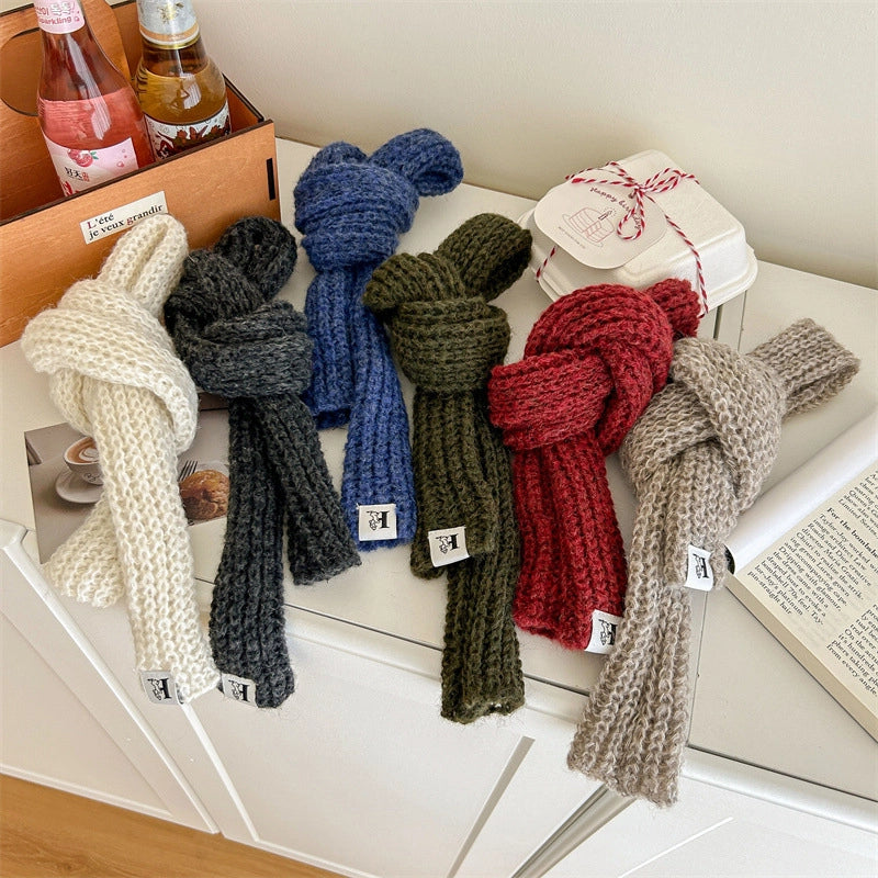 Women's Minimalist Solid Color Acrylic Knitted Scarf