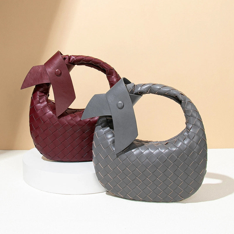 Women's Small Pu Leather Solid Color Elegant Streetwear Weave Square Zipper Straw Bag