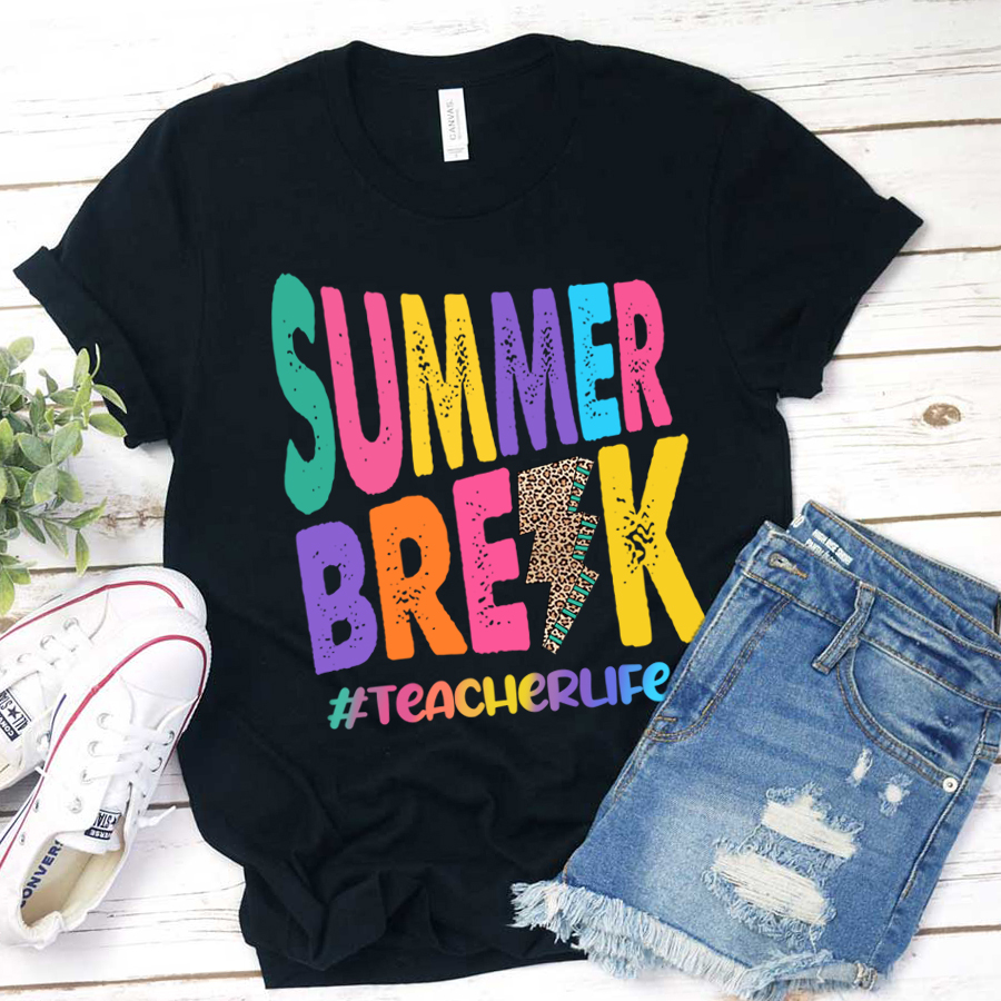 Summer Break  Colorful T-Shirt