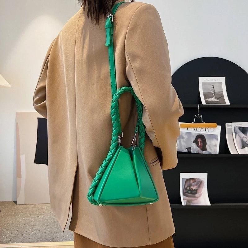 Artificial Leather Solid Color Fashion Magnetic Buckle Bucket Bag