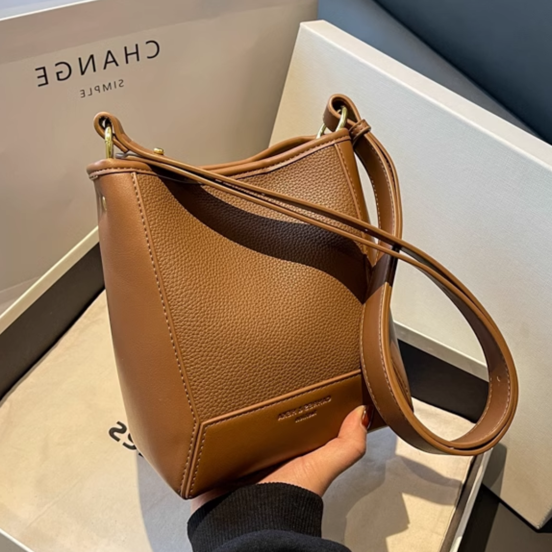 Niche Bucket Messenger Shoulder Bag