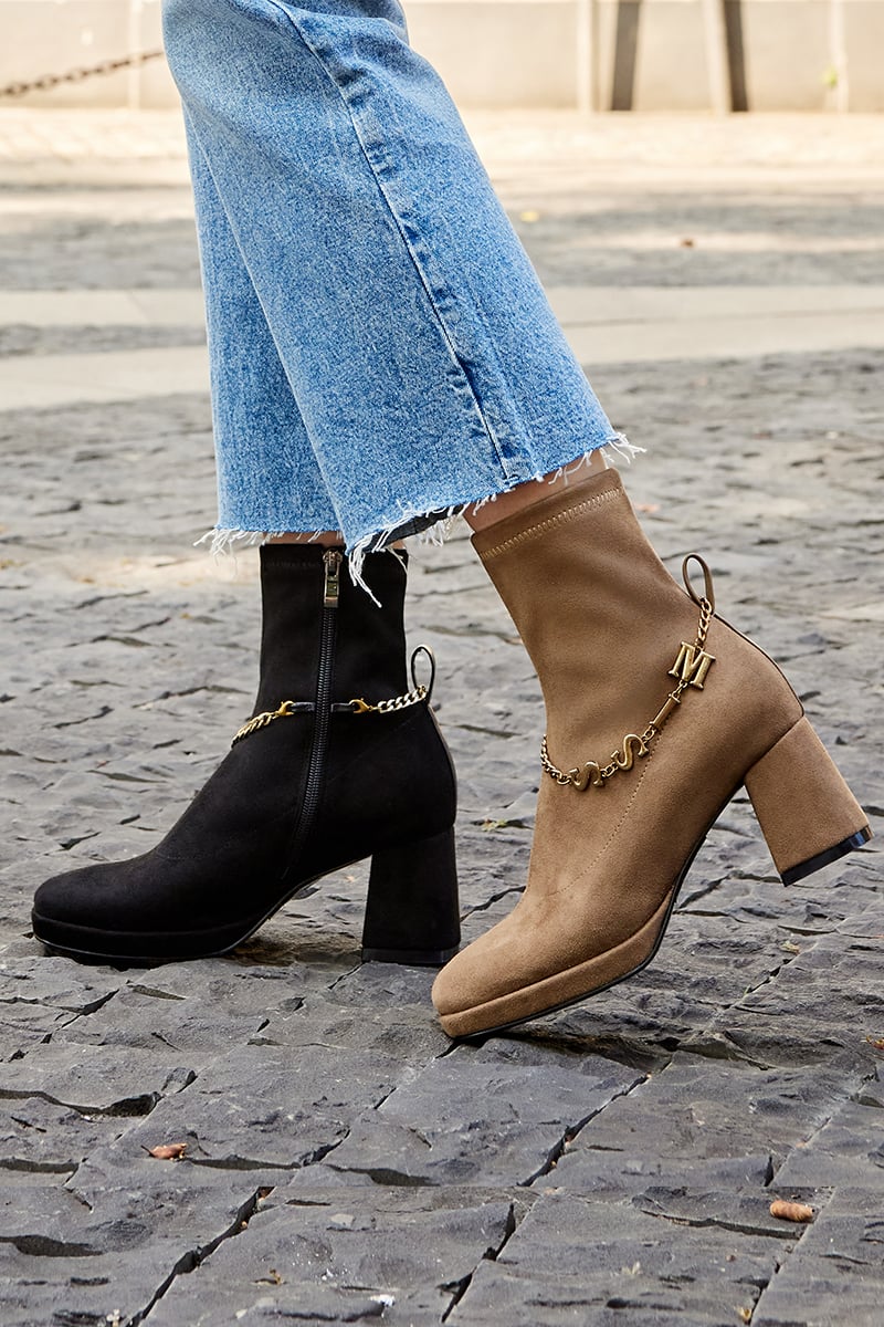 Genuine Leather Metallic Chain Decor Zipper Chunky Heels Leather Ankle