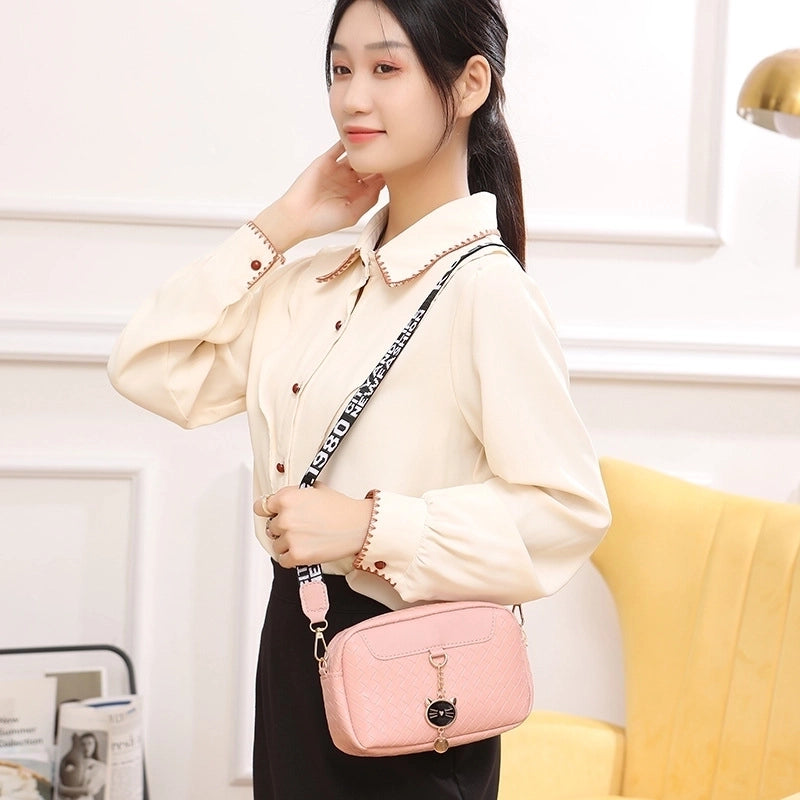 Women's Small All Seasons Pu Leather Classic Style Shoulder Bag