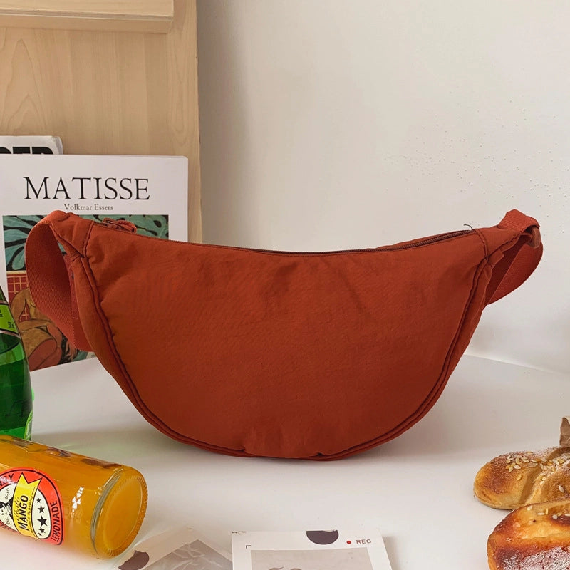 Women's Nylon Solid Color Streetwear Dumpling Shape Zipper Crossbody Bag