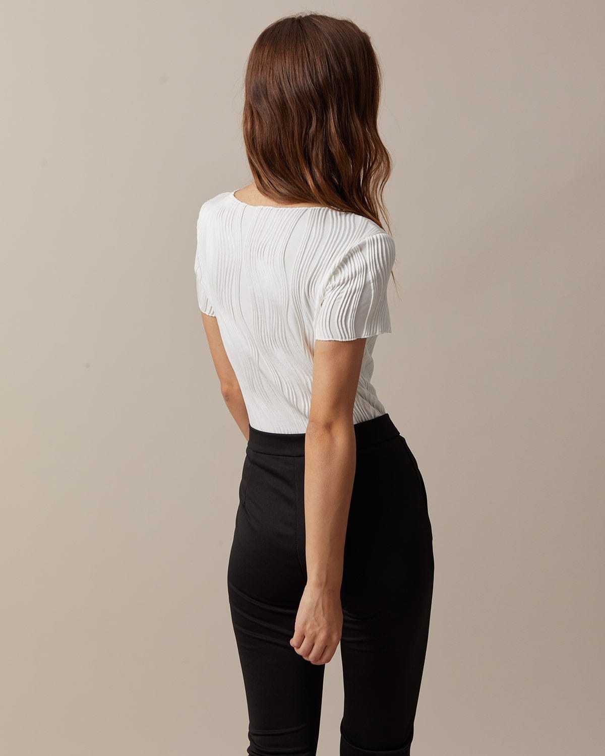 The Solid Boat Neck Water Ripple Textured Tee