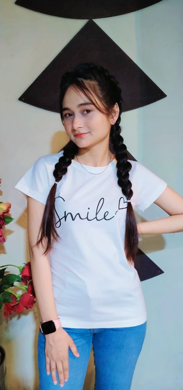 LETTER AND HEART PRINT TEE-OFF WHITE