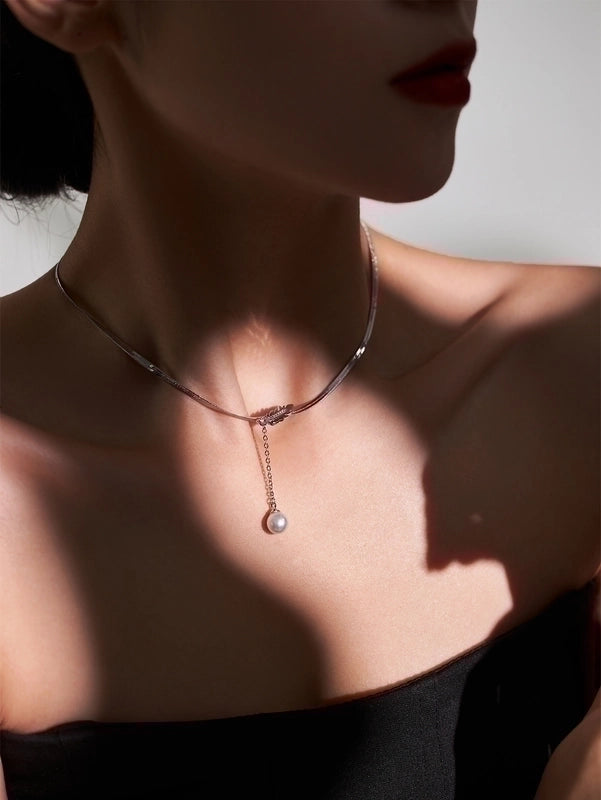 Elegant Solid Color Copper Inlay Rhinestones Pendant Necklace