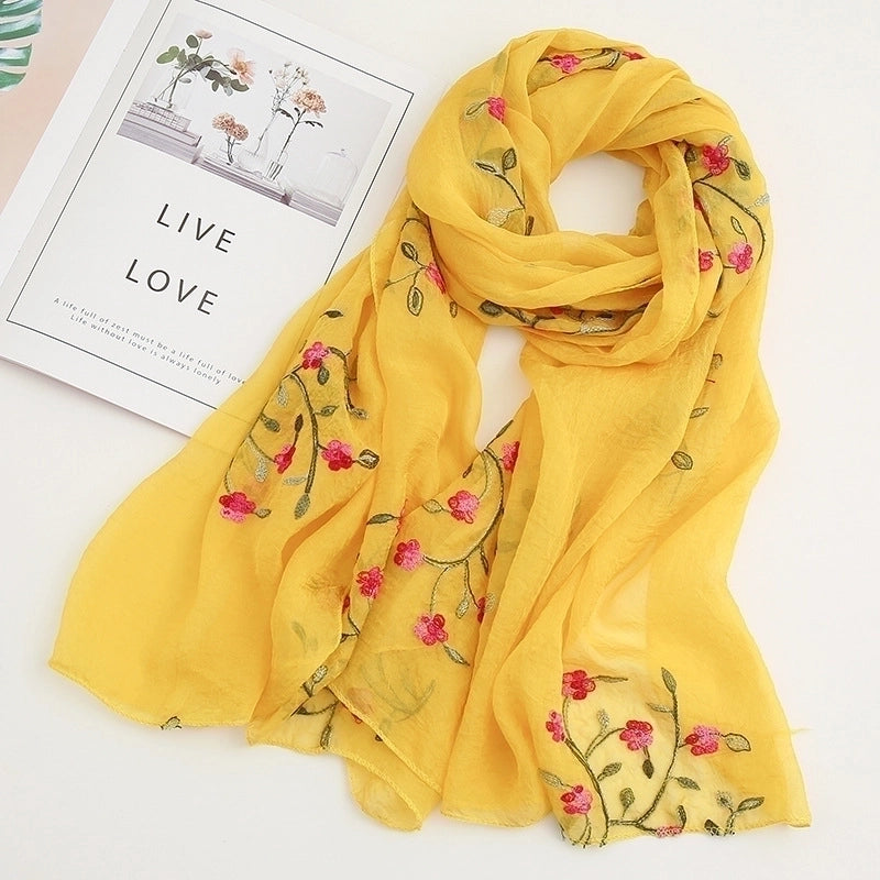 Women's Sweet Flower Chiffon Embroidery Winter Scarves