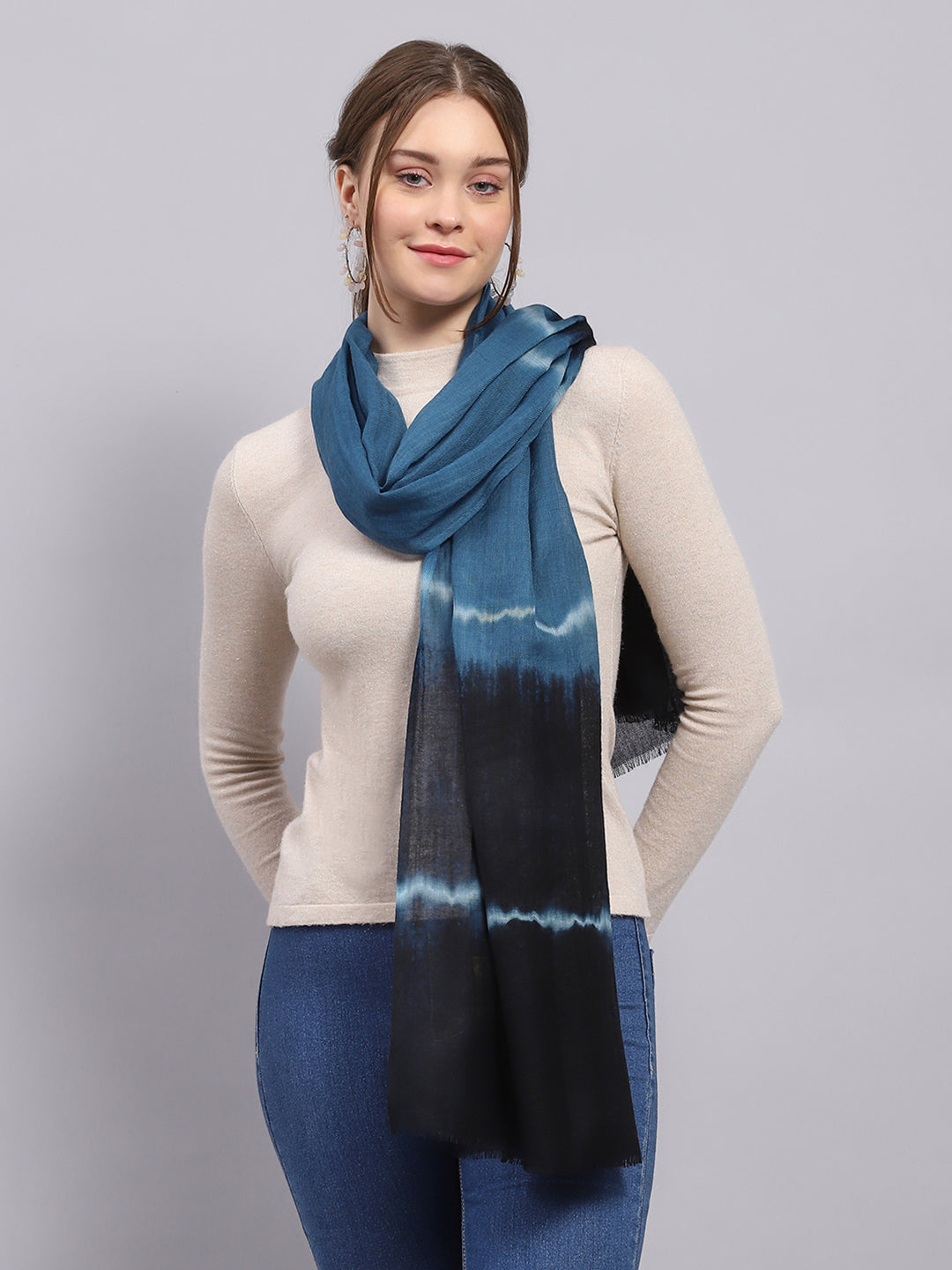 Women Blue Solid Stole