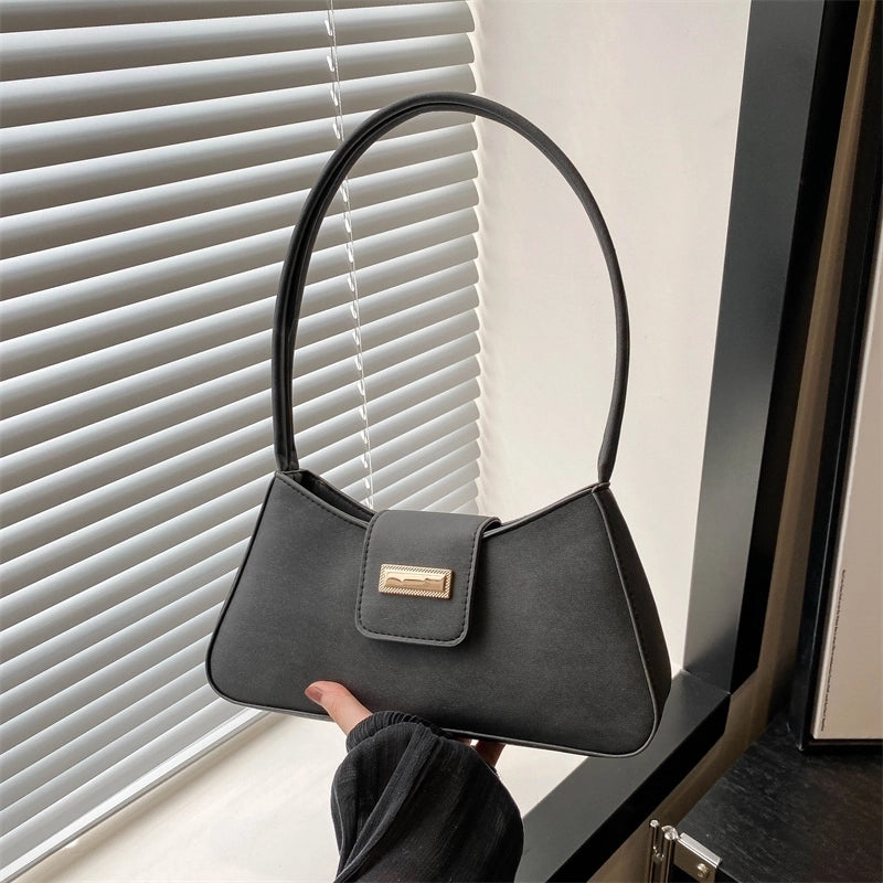 Women's Medium Pu Leather Solid Color Streetwear Zipper Underarm Bag