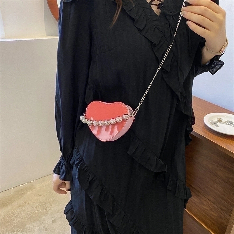 Women's Mini Pu Leather Solid Color Fashion Chain Heart-shaped Zipper Crossbody Bag