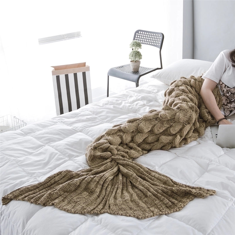 Fashion Solid Color Mermaid Acrylic Blanket